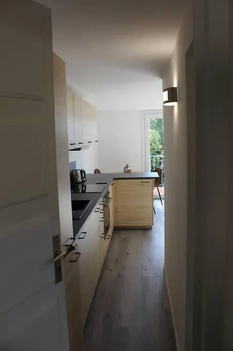 La Petite Rascasse, Appartement Avec Terrasse Ensoleillee Le Le Rayol-Canadel-sur-Mer